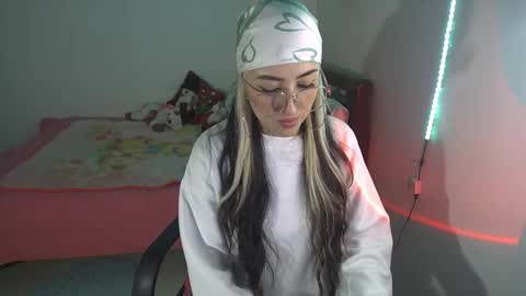 Frida online show from 11-07-25, 05:29