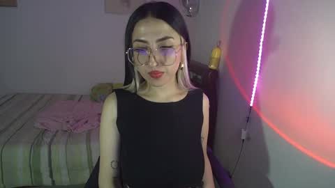 Frida online show from 04-09-26, 05:40