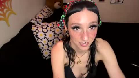 Nymphaea online show from 12-31-24, 02:08