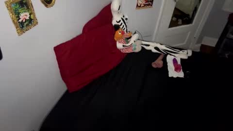 Snapshot of nymphaeaorion chatting on 06-01-26, 11:28 Nymphaea online show from 06-01-26, 11:28