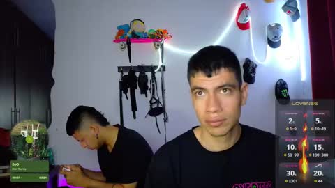 David and Steven Independents online show from 03-10-25, 03:01