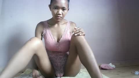 Snapshot of nympholinha chatting on 02-24-25, 05:00 nympholinha online show from 02-24-25, 05:00