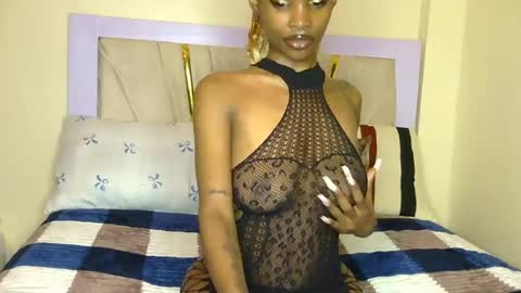 Snapshot of nyra_vesper chatting on 06-18-26, 11:31 Lexi i online show from 06-18-26, 11:31