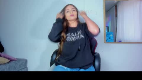 Laura nyu online show from 01-12-26, 09:53