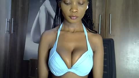 Snapshot of nyverra chatting on 06-23-26, 06:33 nyverra online show from 06-23-26, 06:33
