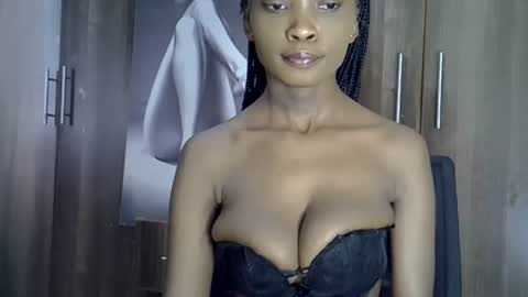 Snapshot of nyverra chatting on 07-07-26, 07:23 nyverra online show from 07-07-26, 07:23