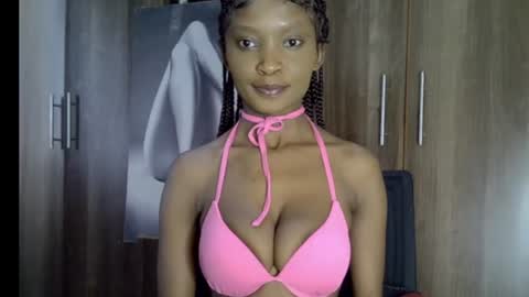 Snapshot of nyverra chatting on 07-18-26, 07:45 nyverra online show from 07-18-26, 07:45