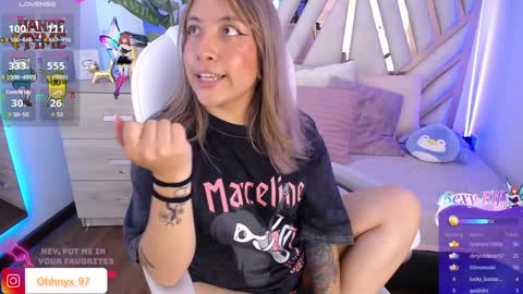 Alex   .    online show from 01-16-25, 12:23