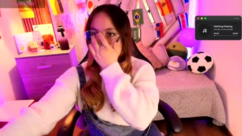 Snapshot of nyx_andria chatting on 07-12-26, 03:41 Alex . online show from 07-12-26, 03:41