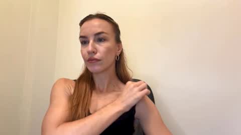 Snapshot of nyxelia_ chatting on 10-13-25, 07:19 Anastasia online show from 10-13-25, 07:19