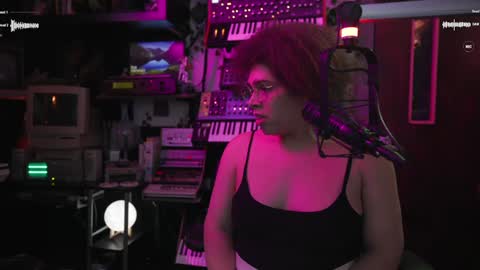 Snapshot of nyxraven chatting on 12-30-24, 01:04 NyxRaven online show from 12-30-24, 01:04