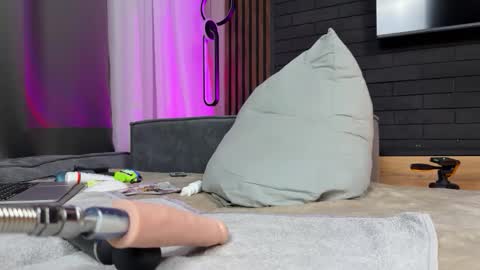 o_o_o_o_o_o_o_ online show from 12-21-25, 10:06