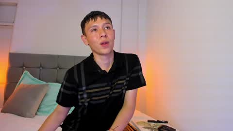 Lyam online show from 12-10-24, 04:13