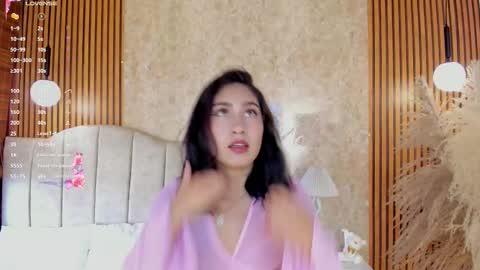 Snapshot of oasisensier chatting on 02-04-26, 06:36 MAILY online show from 02-04-26, 06:36