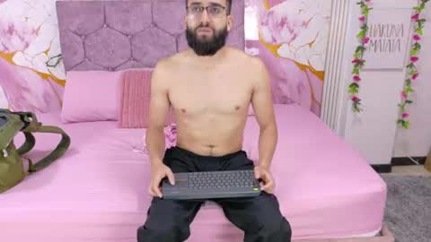Snapshot of obsession_room chatting on 07-18-26, 12:31 obsession_room online show from 07-18-26, 12:31