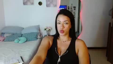 obsidian_love1 online show from 06-22-26, 03:25