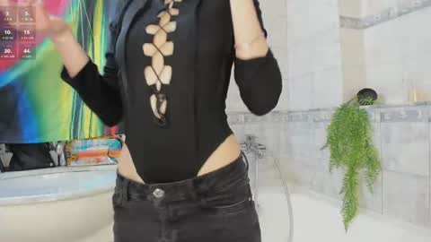 Elis online show from 05-29-26, 02:15