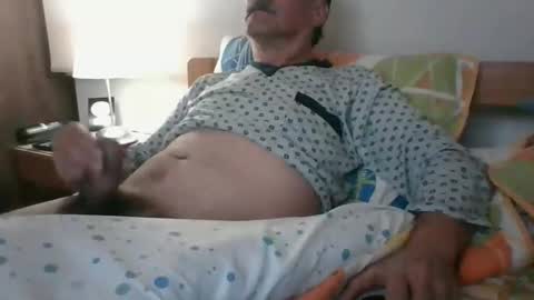 Snapshot of ocorrea chatting on 05-11-26, 03:34 ocorrea online show from 05-11-26, 03:34