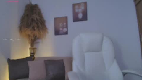 independent model online show from 05-07-26, 04:56