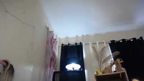 Kyla online show from 01-04-25, 03:18