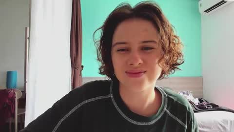 Evie online show from 12-04-24, 04:21