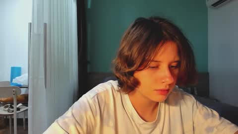 Evie online show from 12-09-24, 12:51