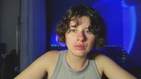 Evie online show from 01-31-25, 01:12