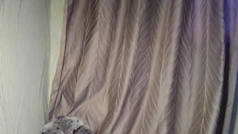 Evie online show from 09-14-25, 03:11