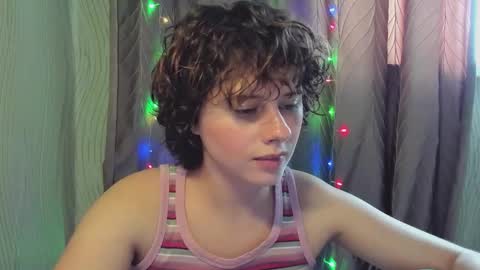 Evie online show from 10-11-25, 11:09