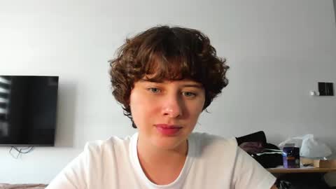 Evie online show from 03-23-26, 07:23