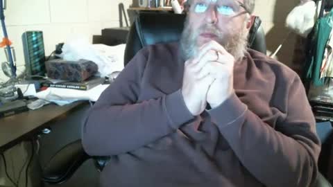 Snapshot of oddobsessions chatting on 10-09-25, 12:52 oddobsessions online show from 10-09-25, 12:52