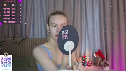 Snapshot of odeliagrace chatting on 06-22-26, 04:53 Agata online show from 06-22-26, 04:53