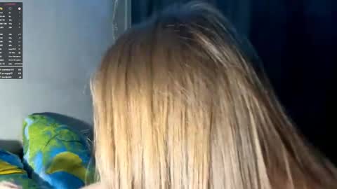 Lili online show from 05-31-26, 06:09