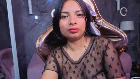 odette_b online show from 11-21-25, 04:22
