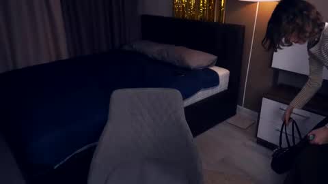 Thea online show from 02-26-25, 06:43