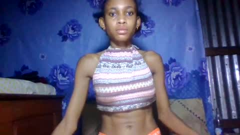 odiane26 online show from 07-14-26, 05:23
