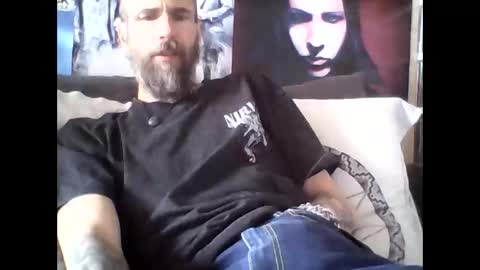 Snapshot of oedipe666 chatting on 05-07-26, 12:43 oedipe666cam online show from 05-07-26, 12:43