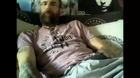 Snapshot of oedipe666 chatting on 06-02-26, 12:40 oedipe666cam online show from 06-02-26, 12:40