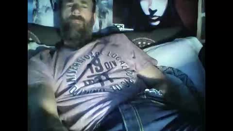 Snapshot of oedipe666 chatting on 06-04-26, 04:18 oedipe666cam online show from 06-04-26, 04:18