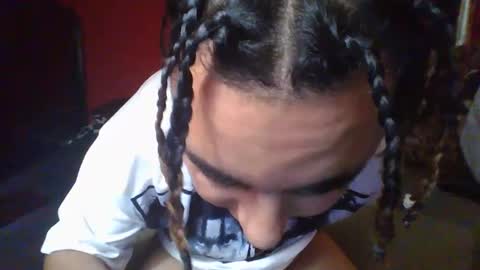 Snapshot of ofc143 chatting on 02-06-25, 09:28 ofc143 online show from 02-06-25, 09:28