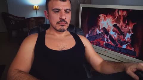 Snapshot of officeman7 chatting on 01-21-25, 04:58 officeman7 online show from 01-21-25, 04:58