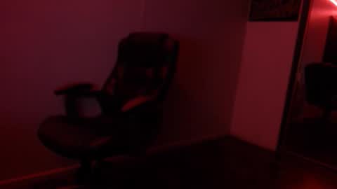 Snapshot of officialmoneyxxx chatting on 03-16-26, 11:25 Money online show from 03-16-26, 11:25