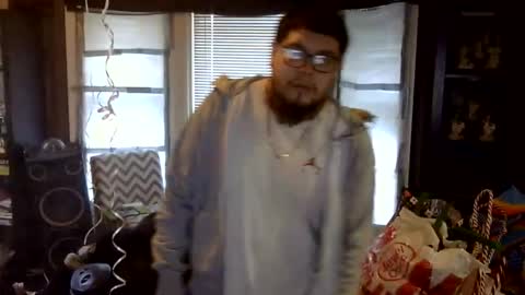 oscar flores online show from 03-08-26, 01:15