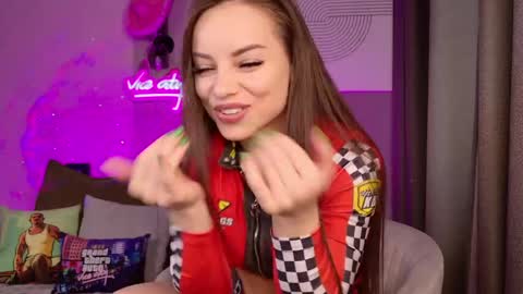 Snapshot of og_shorty chatting on 03-24-26, 11:26 Monica online show from 03-24-26, 11:26