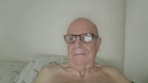 Snapshot of oggi95 chatting on 01-18-26, 09:57 oggi95 online show from 01-18-26, 09:57