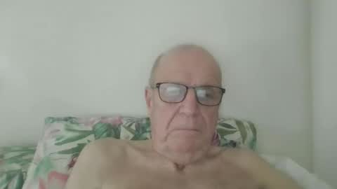 Snapshot of oggi95 chatting on 02-08-26, 10:07 oggi95 online show from 02-08-26, 10:07