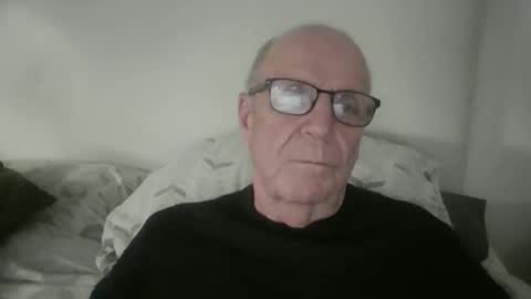 Snapshot of oggi95 chatting on 03-16-26, 04:55 oggi95 online show from 03-16-26, 04:55