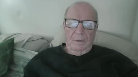 Snapshot of oggi95 chatting on 03-26-26, 03:39 oggi95 online show from 03-26-26, 03:39