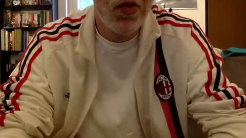 Snapshot of oggs48 chatting on 06-11-26, 09:51 oggs48 online show from 06-11-26, 09:51