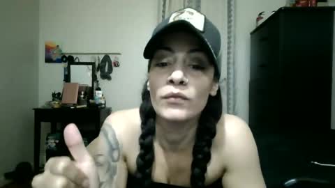 Lit en Cama online show from 10-14-25, 06:47